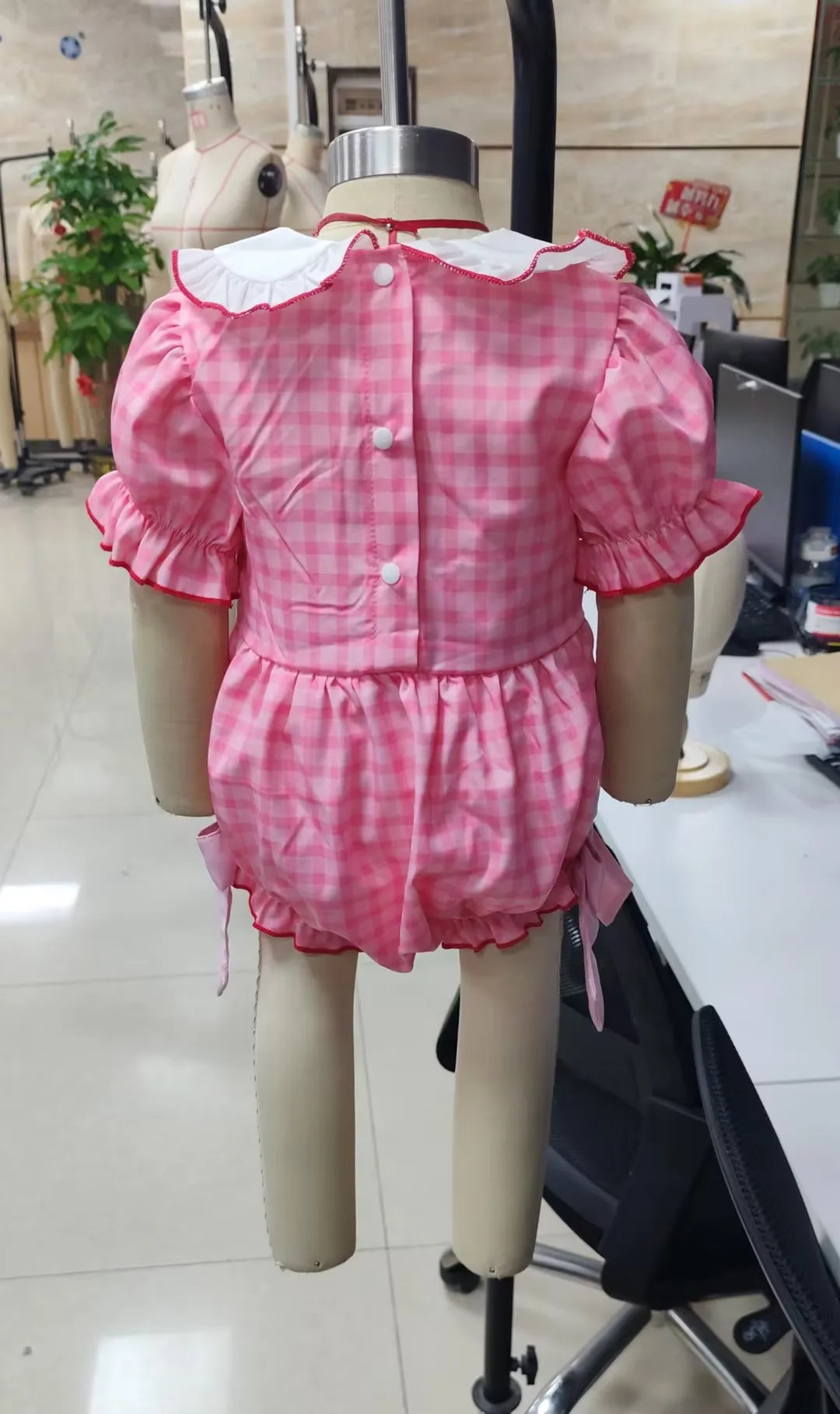 Baby Clothing Girls Short Sleeve Romper Letter Embroidery Plaid Doll Collar Bodysuit with Bow Newborn Clothes